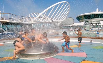 Royal Caribbean Enchantment of the Seas pool